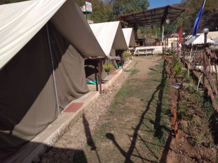 Eden River Side Camp_3